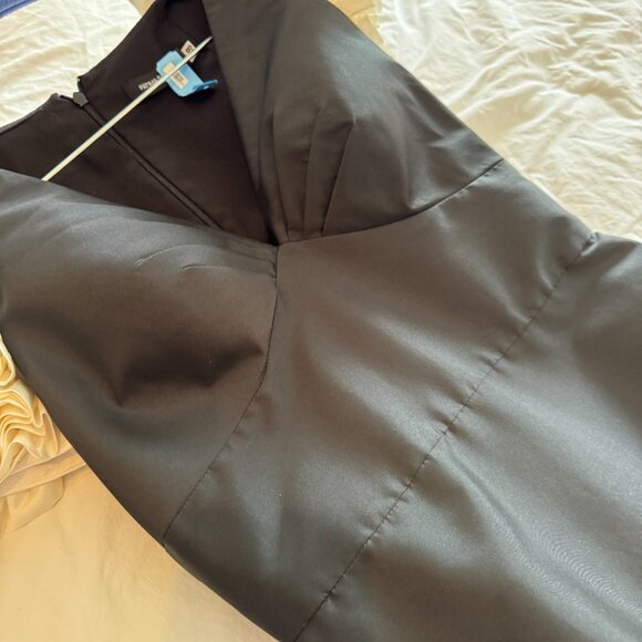 Women's Long Evening Dress - Picture 8 of 8